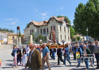 Procesión en Romería a la Cruz de San Gregorio