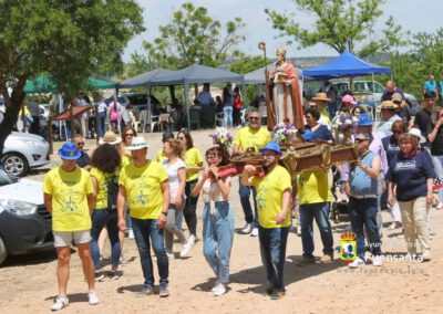 Procesión en Romería a la Cruz de San Gregorio